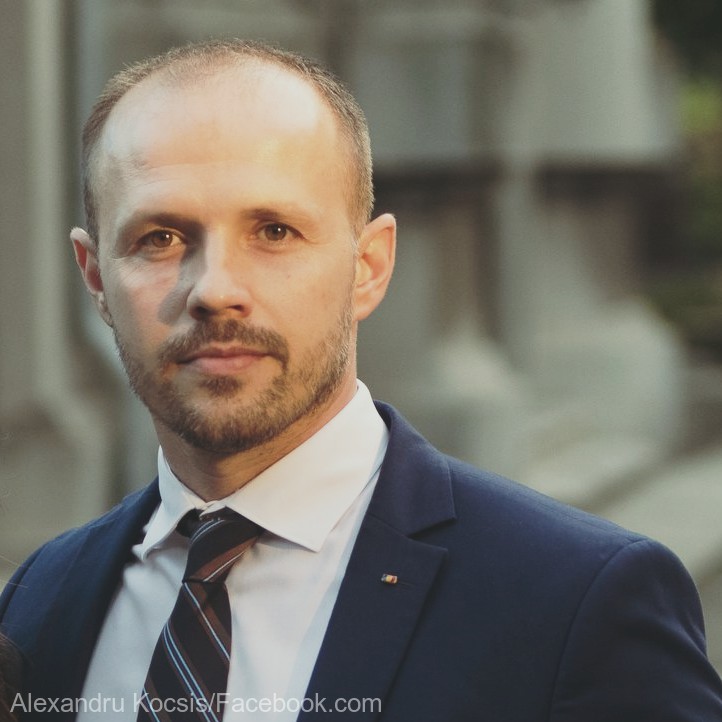 Proiect PNL: CCR să decidă asupra constituţionalităţii legilor în termen de 45 de zile de la primirea cererii