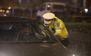 BEȚI MORȚI, depistați la VOLAN de POLIȚIȘTI