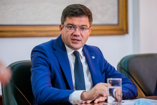 Fostul ministru Costel Alexe se aşteaptă şi la alte dosare la adresa sa
