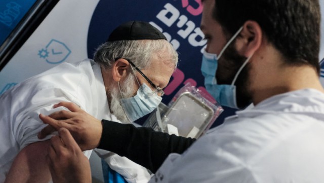 Coronavirus: Un studiu relevă succesul iniţial al campaniei de vaccinare din Israel
