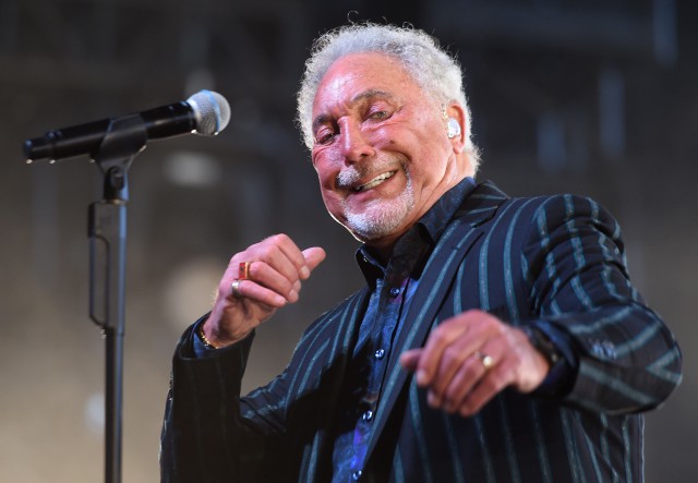 Tom Jones va lansa, la 80 de ani, un nou album de studio