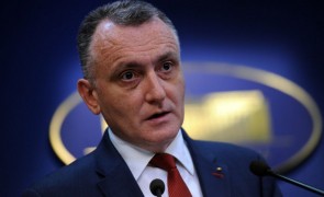 SCANDAL URIAȘ între Sorin Cîmpeanu și șeful Inspectoratului Școlar București