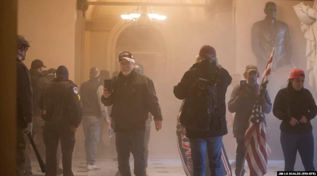 Asalt asupra Capitoliului: 15 persoane inculpate de justiţia federală