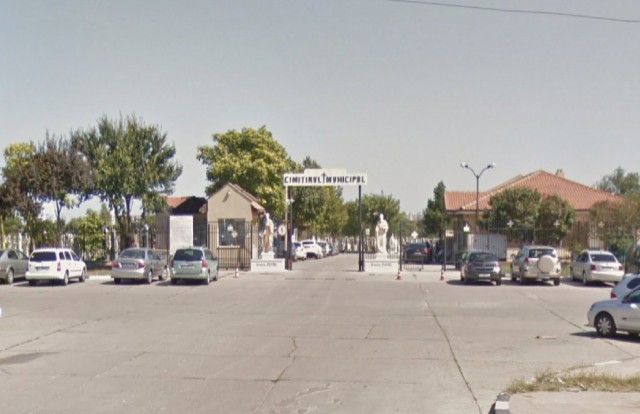 ANCHETĂ la CIMITIRUL MUNICIPAL, după ce un MUNCITOR s-a RĂNIT în timpul serviciului
