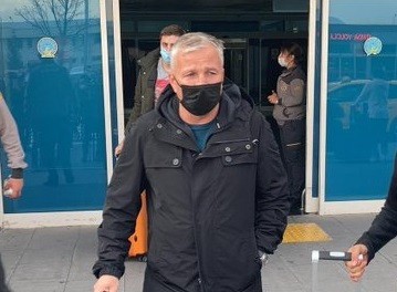 Nu îi merge deloc bine: Dan Petrescu, la un singur punct de locurile retrogradabile