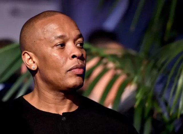 Aflat pe pat în spital, rapperul Dr. Dre a mai primit o lovitură: casa sa a fost vizată de hoți