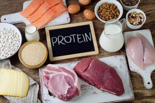 Dietele bogate în proteine au efecte negative pe termen lung