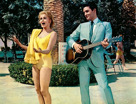 Elvis Presley şi-a dorit o relaţie cu Cher, dar ea l-a refuzat. Care a fost motivul