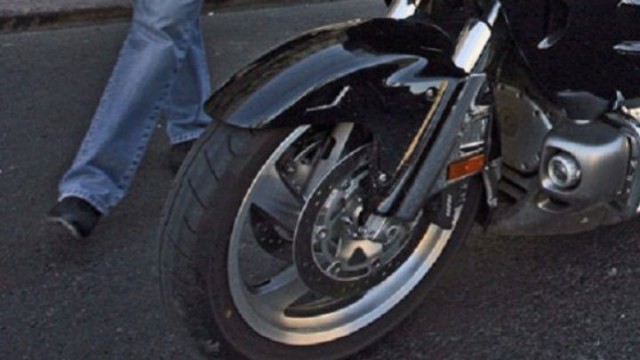 Pieton MINOR, lovit de un MOTOCICLIST, pe bulevardul Ferdinand
