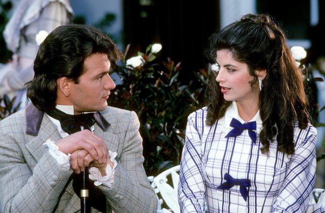 Cum arată Kirstie Alley, din miniseria 
