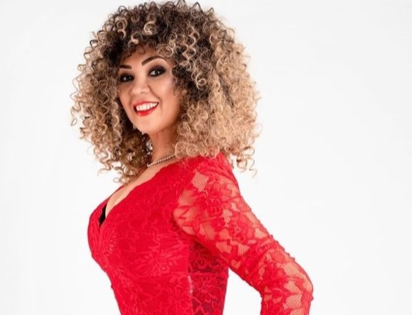 Cântăreața Minodora a fost HĂRȚUITĂ sexual de Tavi Colen?