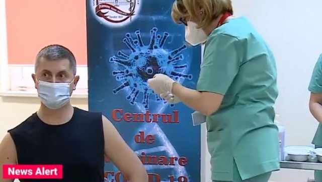 Membrii Guvernului, vaccinați împotriva Covid-19 la Spitalul Militar