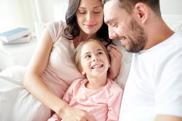 Ce este parentingul autoritar și cum îl poți pune în aplicare?