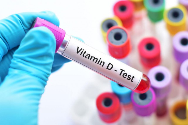Studiu: Carența de vitamina D a mamei, asociată cu autismul la băieți