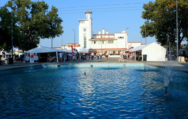 Primăria ATRAGE atenția operatorilor economici din Mamaia și Sat Vacanță asupra autorizațiilor