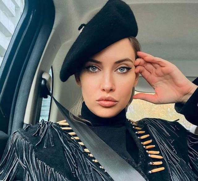Iulia Albu a explodat în scandalul cu Adelina Pestrițu: „Nu te-am sunat să îți cer bani”