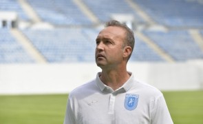 Ajunsă echipa păcii, CSU Craiova l-a demis pe antrenorul Corneliu Papură