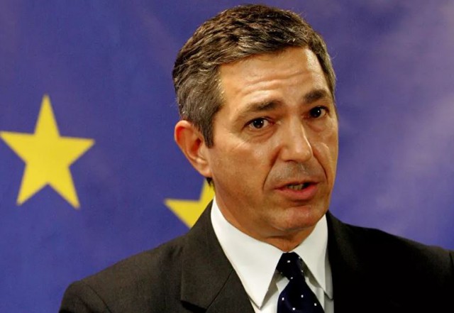 Reprezentantul UE cere SUA să renunţe la tarifele vamale impuse la importurile de aluminiu