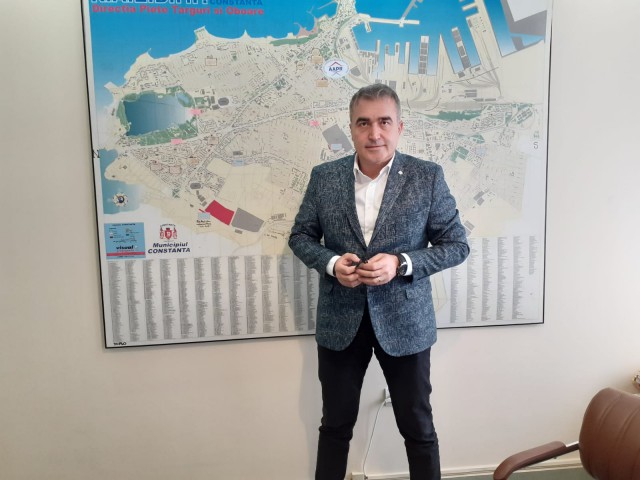 SĂRACII BOGAȚI! Locuințe ANL pentru DIRECTORII și ANGAJAȚII RAEDPP. HIRA a cerut AUDIT! Video