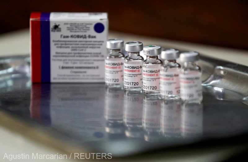 Coronavirus: Rusia aşteaptă rezultatele clinice pentru a putea combina vaccinurile Sputnik V şi AstraZeneca