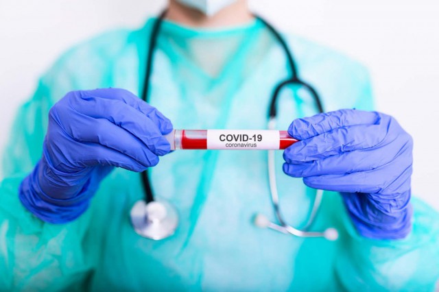COVID-19 - Studiu: Bărbații mai în vârstă spitalizați au un număr mare de anticorpi anti-SARS-CoV-2