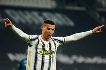 Juventus a urcat pe podium, după ce a câștigat meciul cu AS Roma