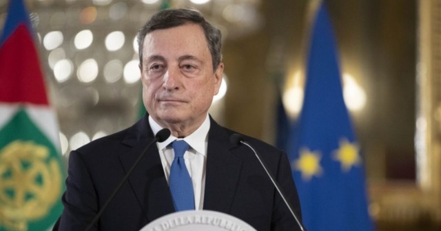 Italia: Guvernul Draghi, în corzi în aşteptarea deciziei Mişcării 5 Stele