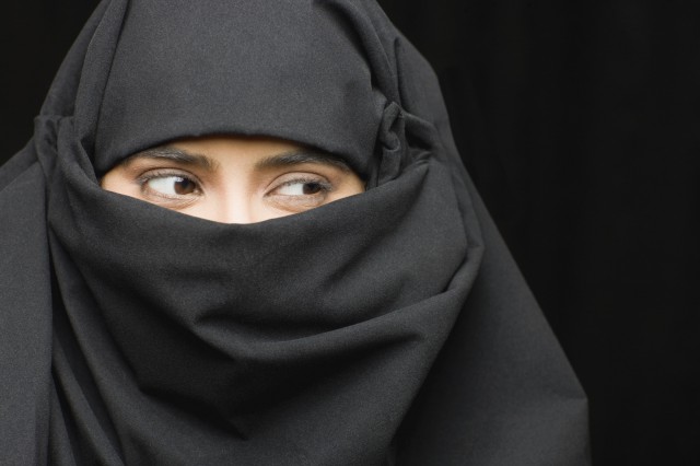 Indonezia interzice vălul islamic obligatoriu în şcoli