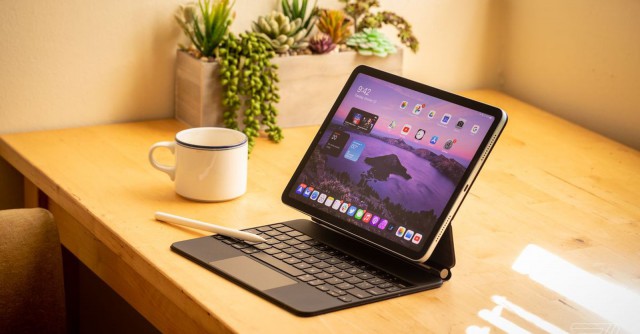 Apple vrea să primească stimulente pentru a asambla tablete iPad în India