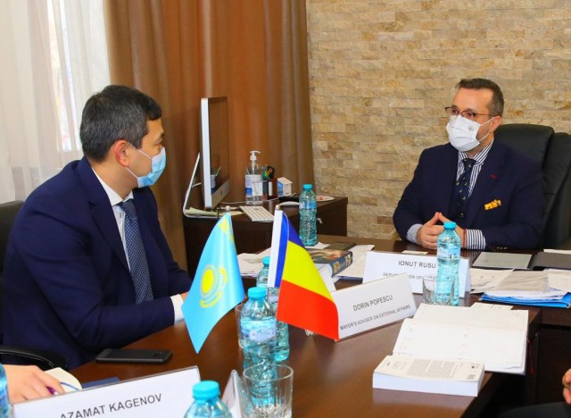 Vizită la Constanţa a delegaţiei Ambasadei Kazahstanului în România