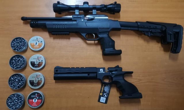CERCETAȚI pentru CONTRABANDĂ cu ARME