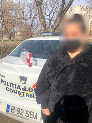Poliția Locală a PRINS o femeie care comercializa țigări NETIMBRATE