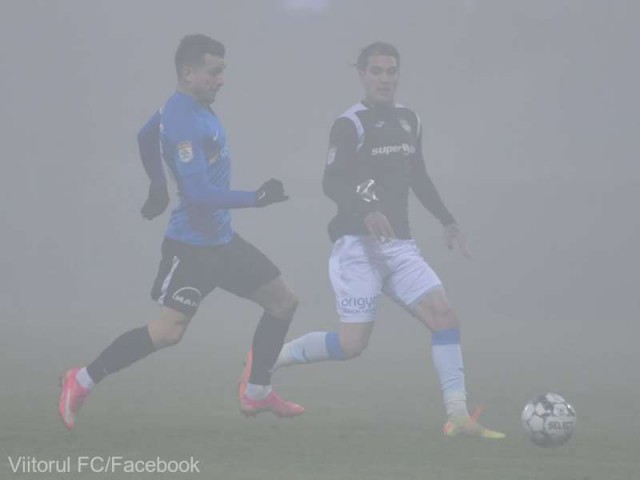 Meciul FC Viitorul - Poli Iaşi, suspendat din cauza ceţii; jocul se va relua marţi