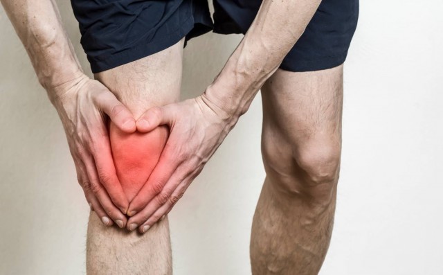 10 exerciții fizice care pot ameliora durerile de genunchi
