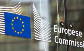 Comisia Europeană susţine proiectul DeStalk, menit să rezolve problemele de cyber-violenţă şi spionarea vieții private