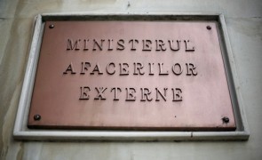 Critici la adresa unui Consulat al României
