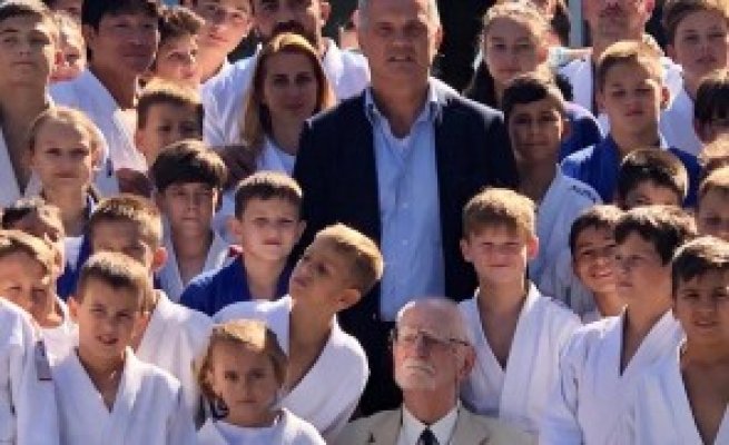 George Teşeleanu va candida împotriva lui Cozmin Guşă la şefia Federaţiei Române de Judo