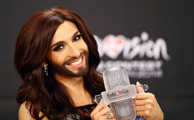 Topul celor mai extravagante ţinute de la Eurovision. România are un reprezentant