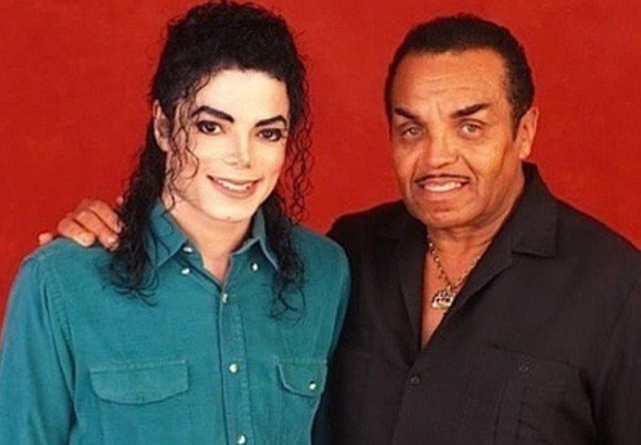 Michael Jackson, biciuit, bătut şi insultat de tatăl lui în copilărie. „Leşinam de frică când se apropia de mine”