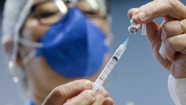 Câte persoane au fost vaccinate anti-COVID-19 în ultima săptămână