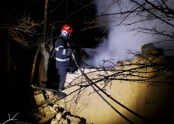O casă a LUAT FOC în Oltina!