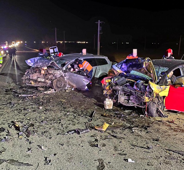 ACCIDENT rutier GRAV: 5 persoane RĂNITE!