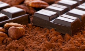 MINUNEA culinară inventată de cercetătorii din Galați: Ciocolată PROTEICĂ, fără zahăr, cu îndulcitor natural