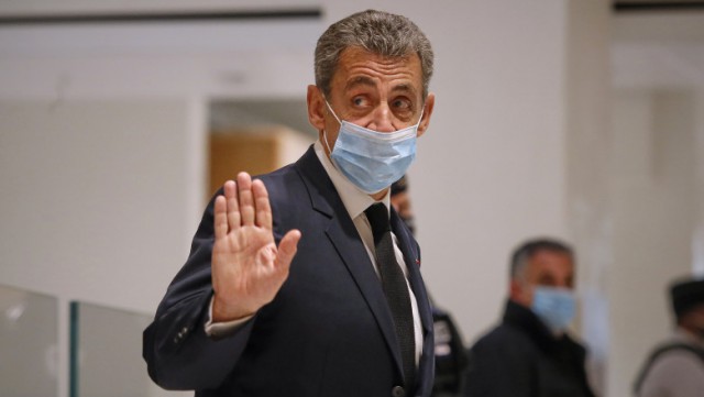 Nicolas Sarkozy, condamnat la închisoare cu executare, anunță că va face apel la decizia instanței