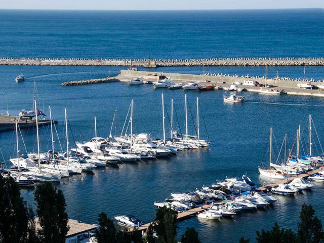 Primăria Constanţa vrea să ia în ADMINISTRARE Portul TOMIS pentru REABILITARE