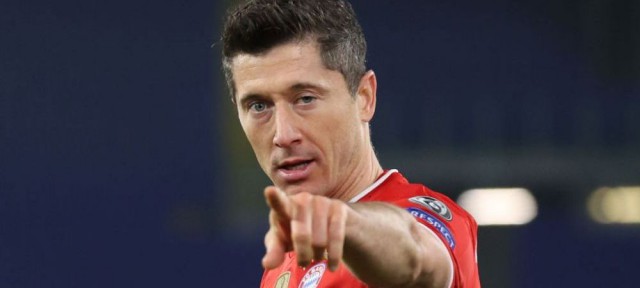 Lewandowski a ajuns in top 3 marcatori din Champions League