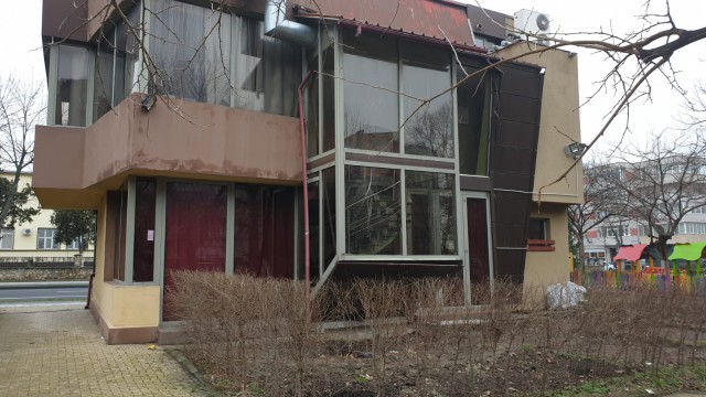RAEDPP taie în CARNE VIE: e vorba despre un SPAȚIU din PARCUL Tomis II