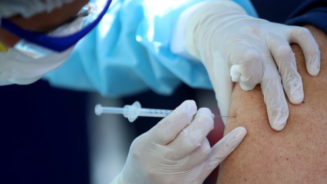 Financial Times: Ţările cu un ritm lent al vaccinării anti-COVID-19 vor avea o redresare economică slabă