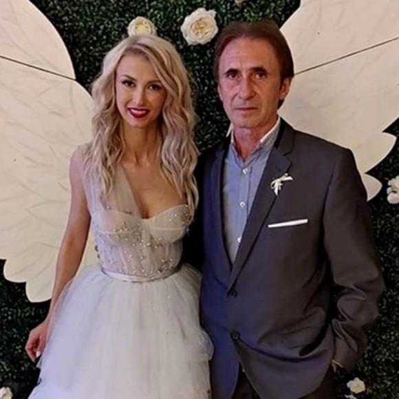 Andreea Bălan a uitat de ziua tatălui ei, dar a fost la film cu iubitul