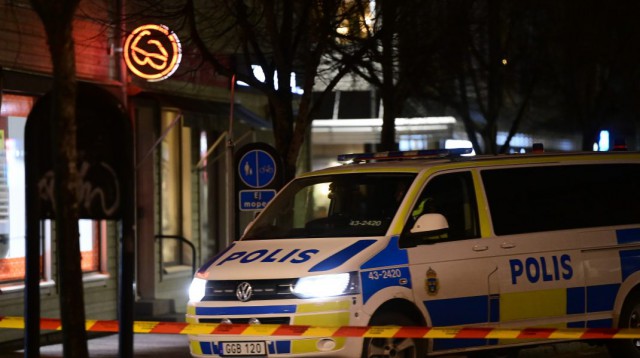 Atac cu cuţitul în Suedia: Suspectul, plasat în detenţie